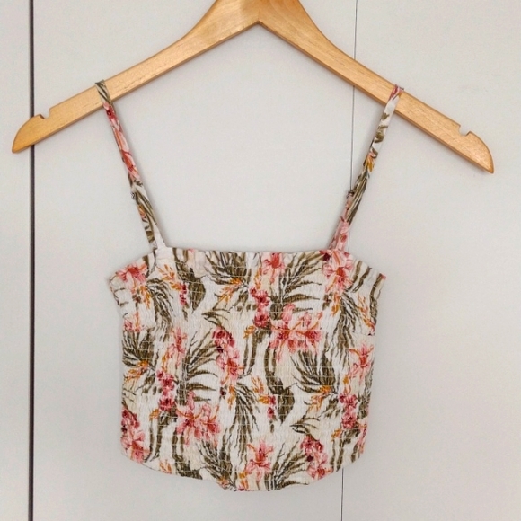 ABERCROMBIE & FITCH SMOKED TOP NWOT - Picture 1 of 9